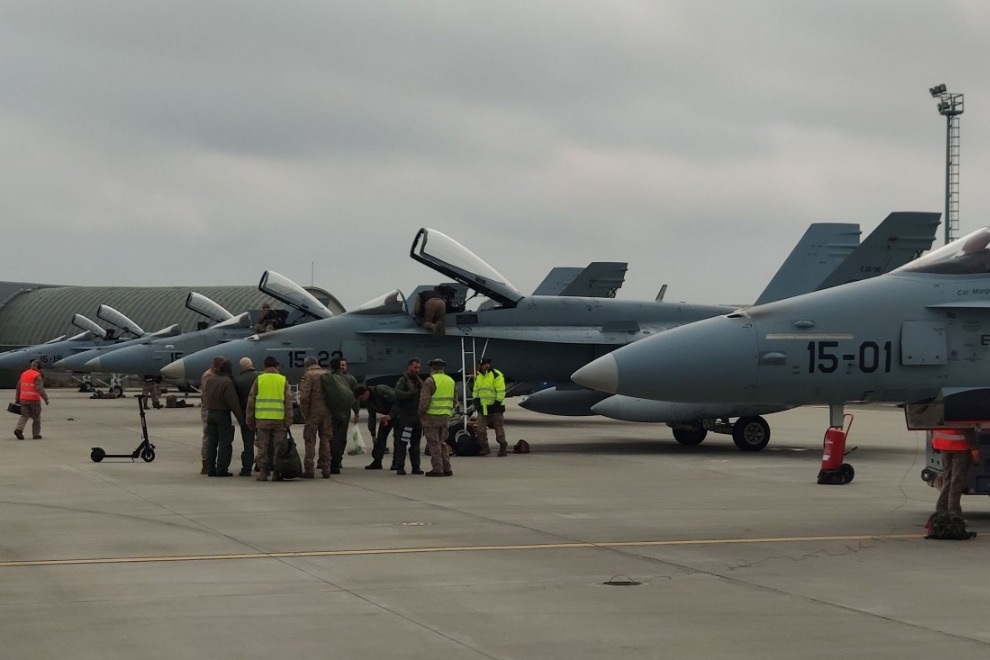 Four Italian Air Force Eurofighter Typhoon jets touched down at Mihail Kogalniceanu Air Base, Romania, and six Spanish Air Force F-18s landed at Fetesti Air Base, Romania, on November 25, to continue NATO’s enhanced Air Policing mission securing the Black Sea coast.
