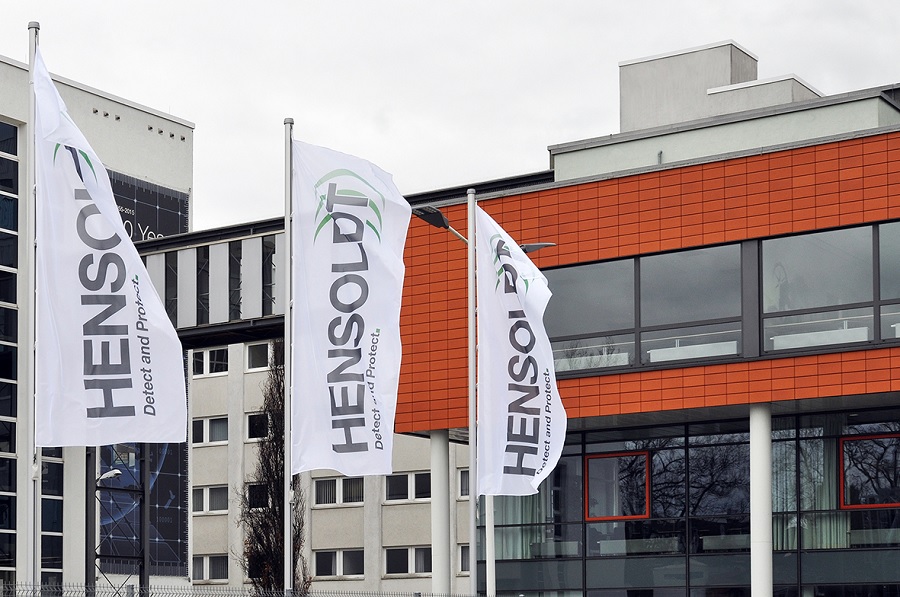 In the Hensoldt's new building at the Ulm site, software and electronic assemblies for the new radar of the Eurofighter as well as for KALAETRON Integral, a product family from the field of signals intelligence, are developed and tested.