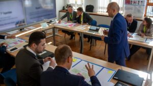 Warfare in 2040 and beyond. Future military requirements assessed by defence experts