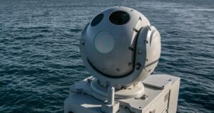 Thanks to latest-generation hardware and software technologies, developed through the company's ongoing investments in key domains, such as Artificial Intelligence, autonomous systems, data processing and information management, the DSS-IRST system is able to automatically detect and track symmetric and asymmetric targets for the protection of modern naval units.