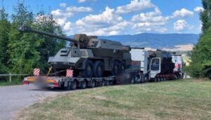 The artillery systems will be produced in the Slovak Republic who will start delivering the systems to Ukraine in 2023.