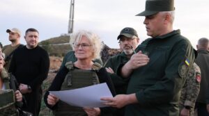 During a visit to Odessa, Germany’s Defence Minister Christine Lambrecht has promised Ukraine that the state-of-the-art Iris-T SLM air defence system will be delivered within a matter of days.