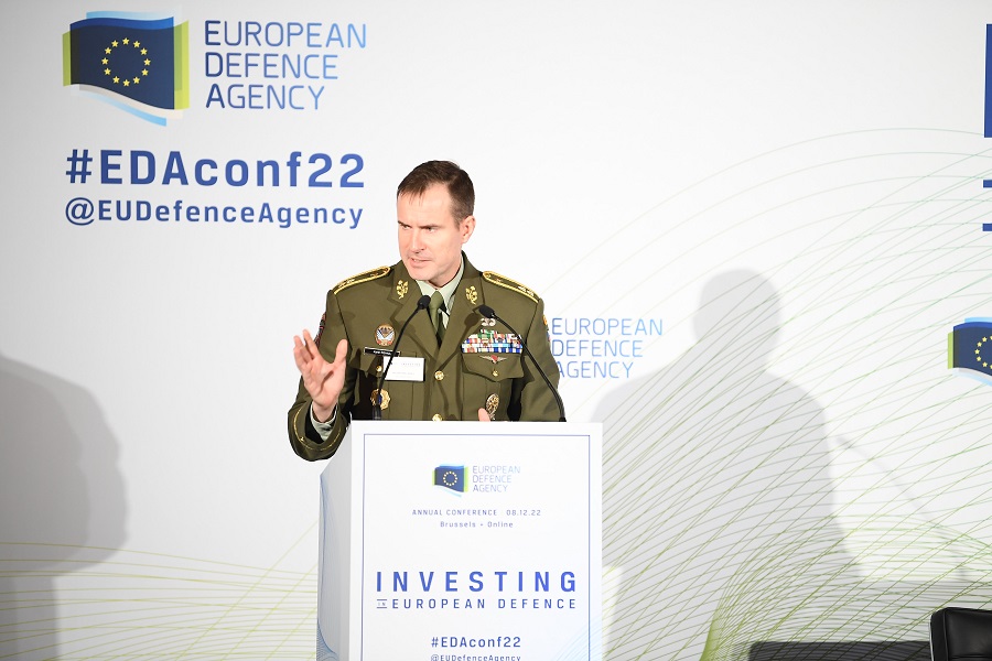 European armed forces are not fully prepared for a large-scale conflict with Russia, Major General Karel Řehka, Chief of Defence, Czech Republic, told the European Defence Agency (EDA) annual conference on Thursday. “We must primarily prepare for the most difficult and most dangerous scenario: that is the large-scale war against an advanced adversary,” General Řehka told the conference. Despite EU support to Ukraine, the Union must also do more for Kyiv, he said. “If Ukraine does not succeed, our security will be at risk for decades.”