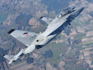 On November 30th during the M-346 Joint User Group, hosted this year by the Polish Air Force in Warsaw, Leonardo celebrated the global M-346 advanced jet trainer fleet achieving 100,000 flight hours.