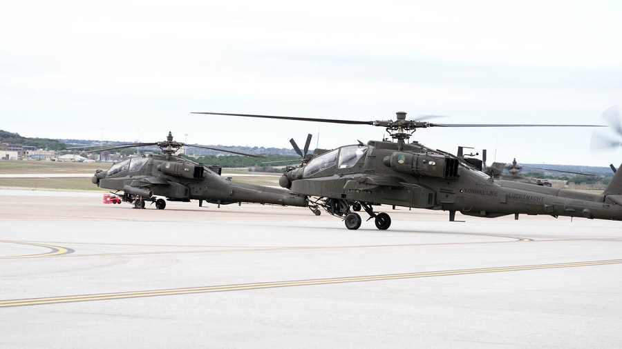 On December 13, The 302nd Squadron of the Royal Netherlands Air Force took delivery of two new AH-64E Apache Guardian attack helicopters at Robert Gray Army Air Field.