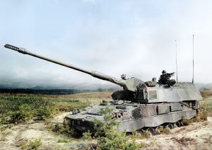 The Junghans Defence company announced that at the end of 2022 it successfully completed qualification of new dual-mode artillery fuze called Furya.