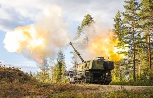 The Norwegian defence industry company NAMMO will soon receive a huge order for production of the 155 mm artillery ammunition for the Norwegian Armed Forces. The details of the future agreement are being negotiated but Norwegian defence and finance ministers have already announced that the deal will be worth around NOK 2.6 billion (EUR 242.3 million).