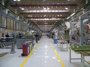 Aero, a traditional Czech jet aircraft manufacturer, has launched a new production line for the new L-39NG trainer aircraft. The output of the assembly line is the aircraft fuselage, its production capacity is planned to be up to 24 pieces per year and it will employ more than 100 people.