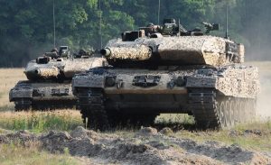 The Army of the Czech Republic started tests of the Leopard 2A4 main battle tank received from Germany. During the recent series of tests, Czech tankers conducted the first firing from their new tank. “The Leopard 2A4s will prepare us for the most modern Leopard in the 2A7 version”, said the Armed Forces of the Czech Republic on social media.