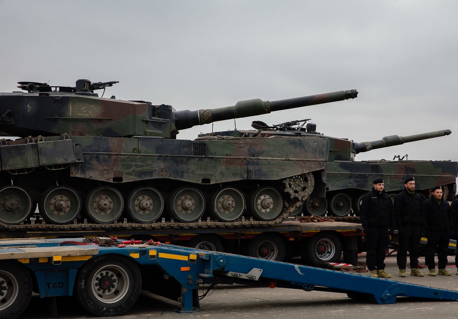 This week, the government of Poland delivered another 10 Leopard 2A4 main battle tanks to Ukraine. In addition, Polish defence minister announced that Ukrainian tank crews have completed the training for Leopard2A4 in Poland.