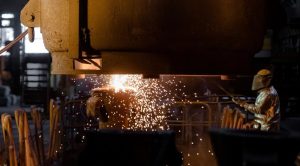 The holding company owned equally by Airbus, Safran and Tikehau Capital has finalized the acquisition of Aubert & Duval from Eramet.