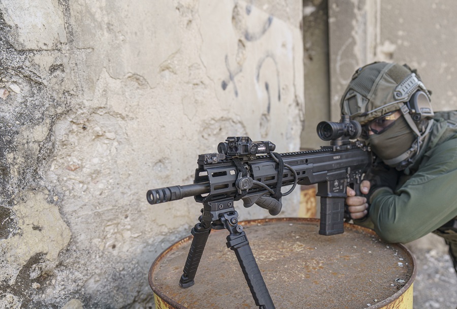 Israel Weapon Industries (IWI) has signed a Transfer of Technology and Knowledge (ToT) agreement with FAME, wherein both companies will establish an assembly and production line in Peru for the ARAD family of assault rifles.