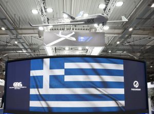 Greek state defence company, Hellenic Defence Systems (EAS) and Paramount Industries Greece have signed a strategic partnership for the local production of next generation, long-range loitering munitions, in a significant move to embolden the Greek defence industry’s indigenous manufacturing capabilities.
