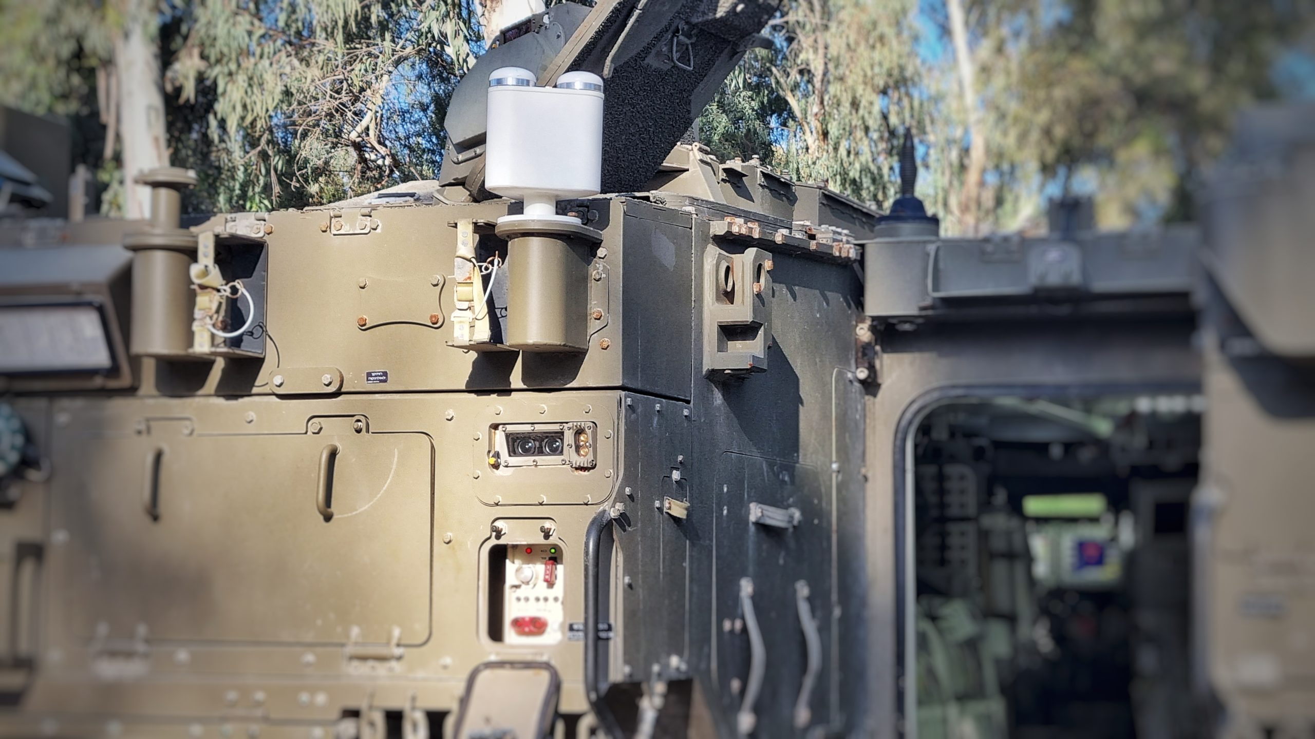 Israeli company Regulus Cyber is launching the fully-operational Ring ARM-V, specifically designed and aimed at protecting armored vehicles, convoys and deployed troops from drone attacks, including multi-rotor, fixed-wing, swarms and dark-drones. With dual top protection and omni protection, it brings unmatched C-UAS capabilities to troops in any combat situation, without the need to jam or cyber-hack.