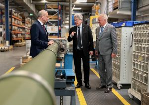Armin Papperger, CEO of German defence company Rheinmetall, told the “Handelsblatt” newspaper that the company is able to expand the production capacity of artillery ammunition to 600,00-700,000 shells per year.