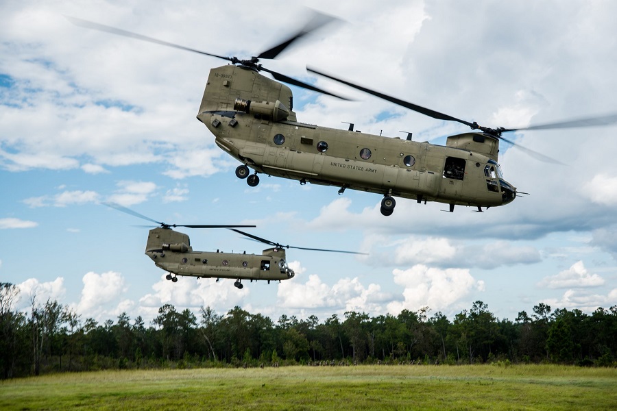According to the Reuters news agency, the Federal Republic of Germany is planning to sign a deal with Boeing to purchase 60 heavy transport helicopters, CH-47 Chinooks, for up to EUR 8 billion. This amount includes investments in necessary infrastructure and service contracts.