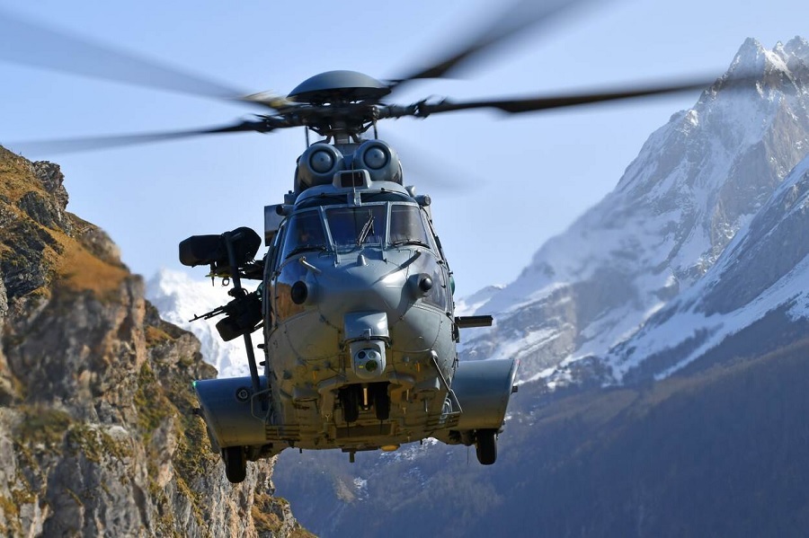 The Dutch Ministry of Defence has announced the acquisition of 14 new helicopters for special operations, replacing the Cougar transport helicopters. According to the current schedule, the transition to the new helicopters, H225M Caracal, is set to begin in early 2028.