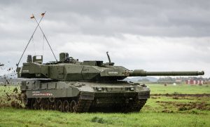 54 main battle tanks, which were contracted by the Norwegian Ministry of Defence from the German company Krauss-Maffei Wegmann (KMW) in February, have been named Leopard 2A8. They will be equipped with the Trophy Active Protection System (APS), provided by the European company EuroTrophy.