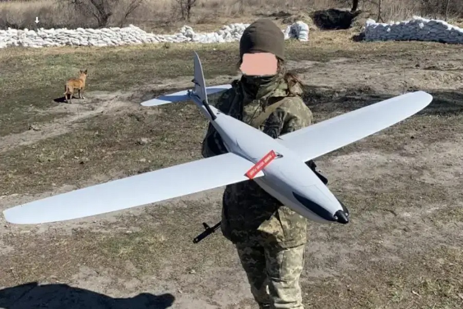 The German Federal Government has delivered the first batch of 20 RQ-35 Heidrun unmanned aerial vehicles (UAVs) to Ukraine, manufactured by the Danish technology company Sky-Watch. These drones will significantly enhance the intelligence, surveillance, and reconnaissance (ISR) capability of the Armed Forces of Ukraine.