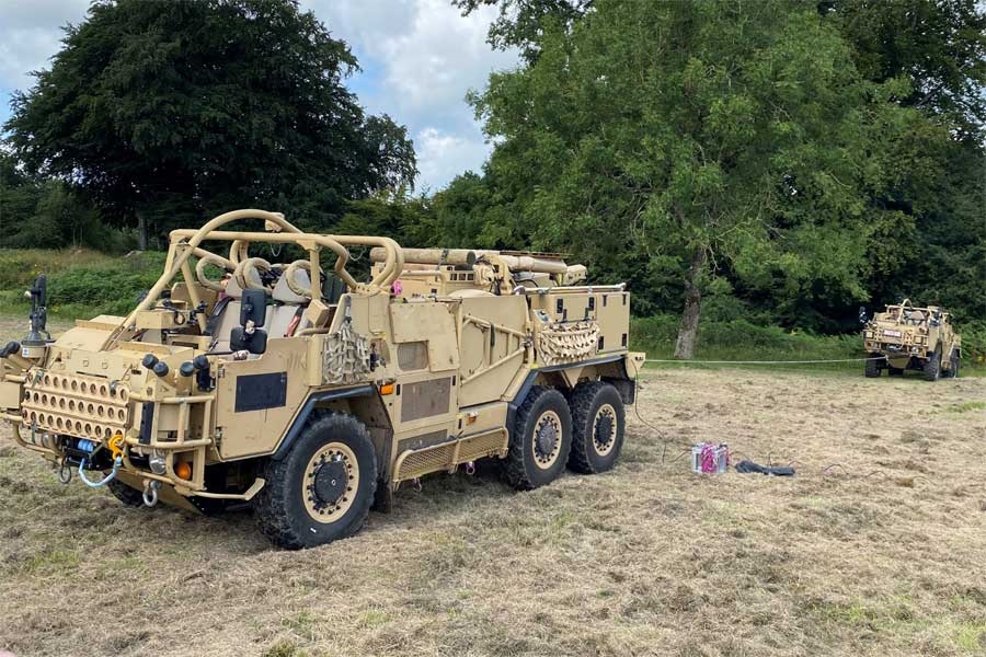Last week, Supacat and NP Aerospace delivered new Lightweight Recovery Vehicles to British Army units in Tern Hill and Leuchars as part of the UK Ministry of Defence Protected Mobility Engineering and Technical Support (PMETS) contract.