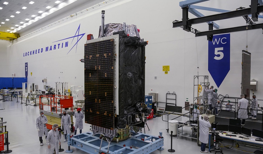 Lockheed Martin has opened a facility that streamlines small satellite (smallsat) processing to enable high-rate delivery. The multi-million dollar facility will house the company’s Space Development Agency (SDA) Tranche 1 Transport Layer satellites, among other smallsat programs and technology demonstrators.