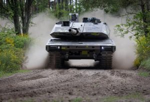 Rheinmetall closed the first half of financial year 2023 with further growth in consolidated sales. This positive development was driven in particular by business with the armed forces of Germany and its partner nations in the EU and NATO. Thanks to the dynamic market situation and the high level of demand, the Group recorded double-digit sales growth in its business with military goods. By contrast, the Group’s civilian business saw a slowdown in growth. Rheinmetall now generates more than 70% of its revenues in the military business.