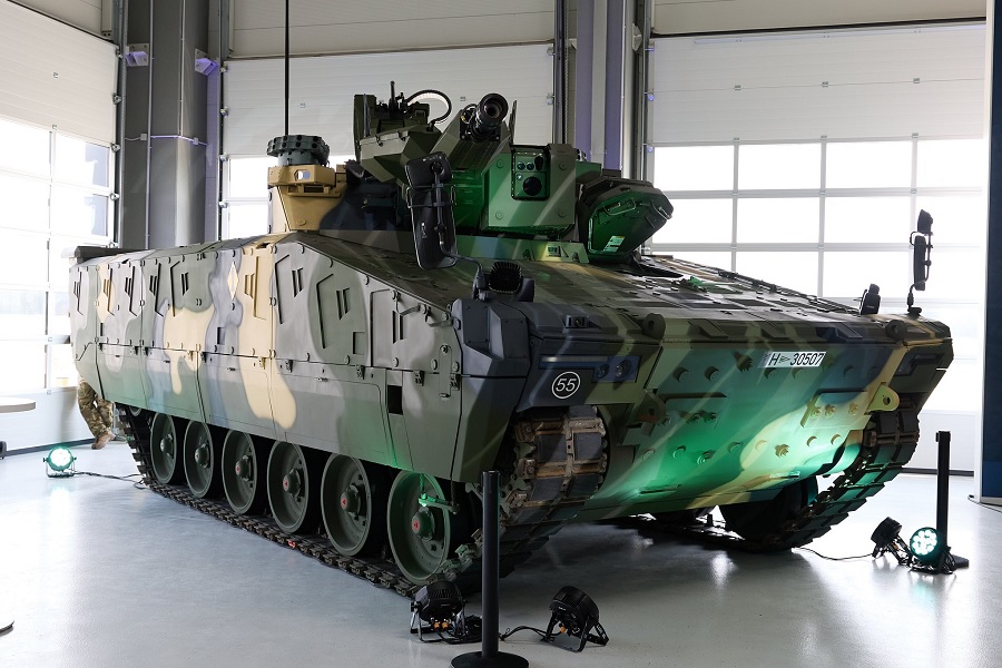 Rheinmetall officially opened its new factory in Zalaegerszeg, Hungary, on 18 August 2023. The new plant marks a major milestone for Rheinmetall and underscores the Group’s commitment to Hungary. In future, this cutting-edge facility will produce the Lynx infantry fighting vehicle, the world’s most advanced IFV.