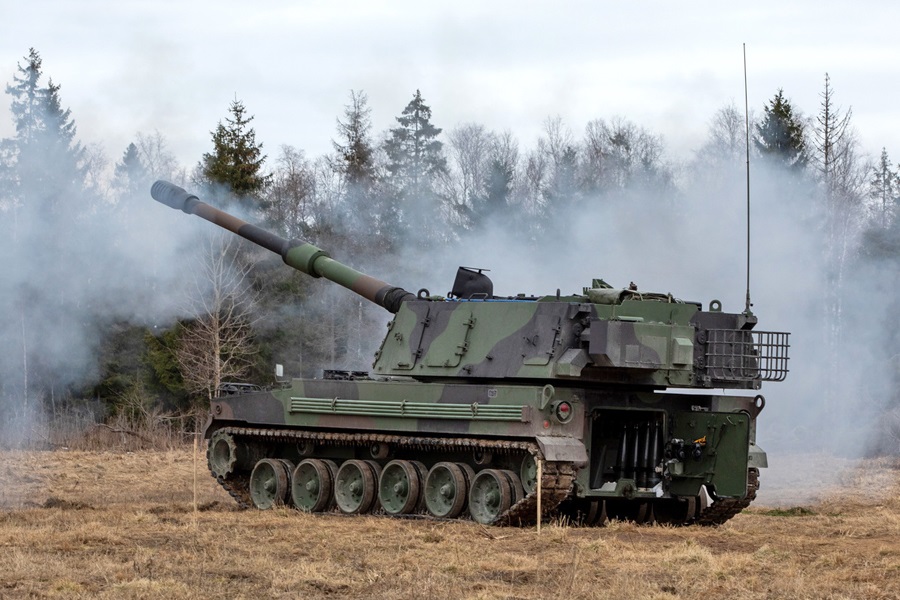 In 2024, Estonia´s defence budget will exceed three per cent of GDP for the first time, including an additional EUR 350 million being directed by the new state budget strategy toward ammunition stocks, meaning that Estonia will be purchasing EUR 1.35 billion worth of ammunition in the coming years.