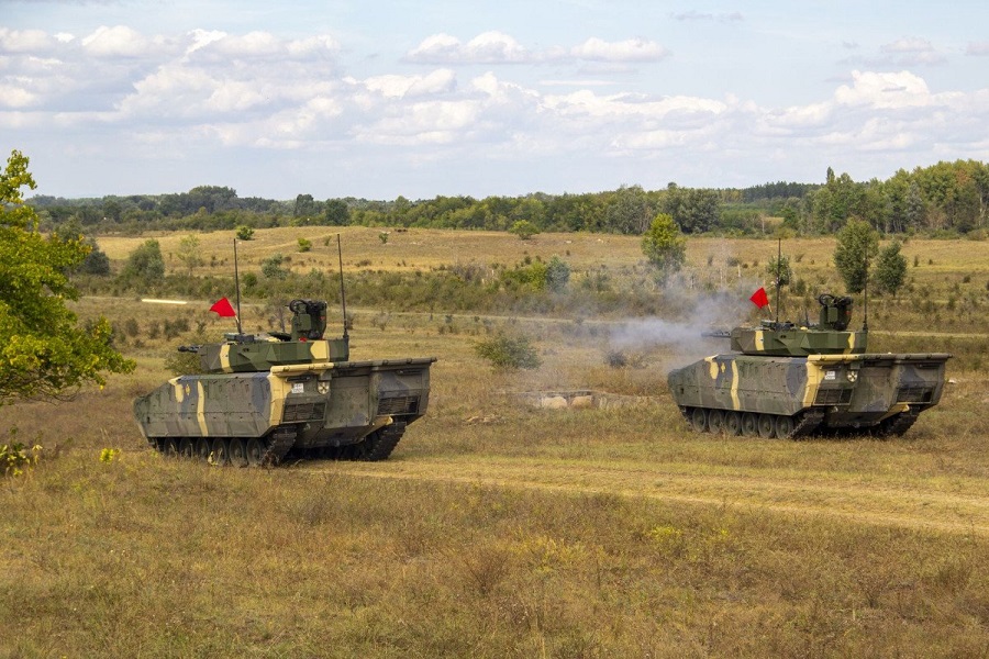 In mid-September, the Hungarian Defence Forces carried out their inaugural live firing exercise with the Lynx KF41 infantry fighting vehicles, which were delivered to Hungary by the German defence company Rheinmetall last year.