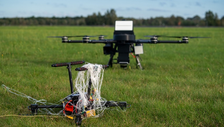 From 12 to 22 September 2023, over 300 participants from 15 Allied and three partner nations, the European Union and the private sector gathered in the Netherlands to increase their ability to counter potential threats posed by the malign use of small drones.