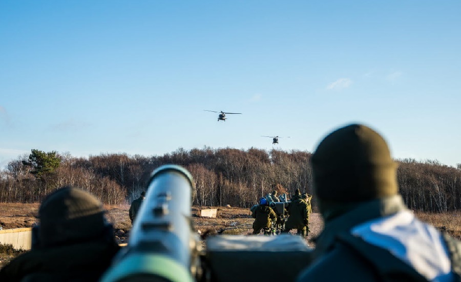 Nearly every day, Russian missiles and patrol vessels are aimed at military and civilian targets in Ukraine. Russian helicopters hover above the battlefield. With various types of air defence, the threat can be averted – and one of the principal air defence systems is Swedish Armed Forces.