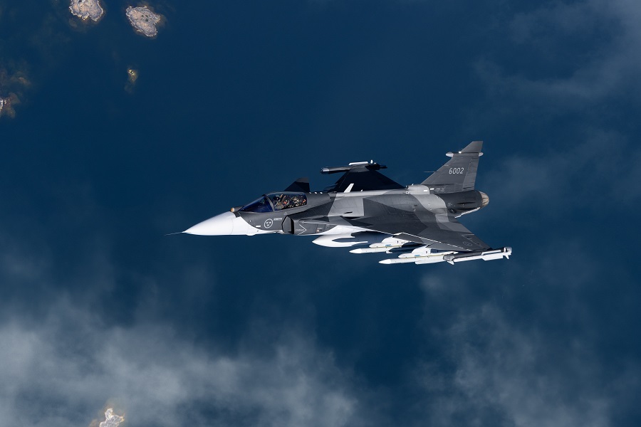 Saab and the Swedish Defence Materiel Administration (FMV) have entered into an agreement regarding new functionality and adjusted delivery schedules for Gripen E and Gripen C/D. The agreement relates to the period 2023-2030 and the order value is approximately SEK 5.8 billion.