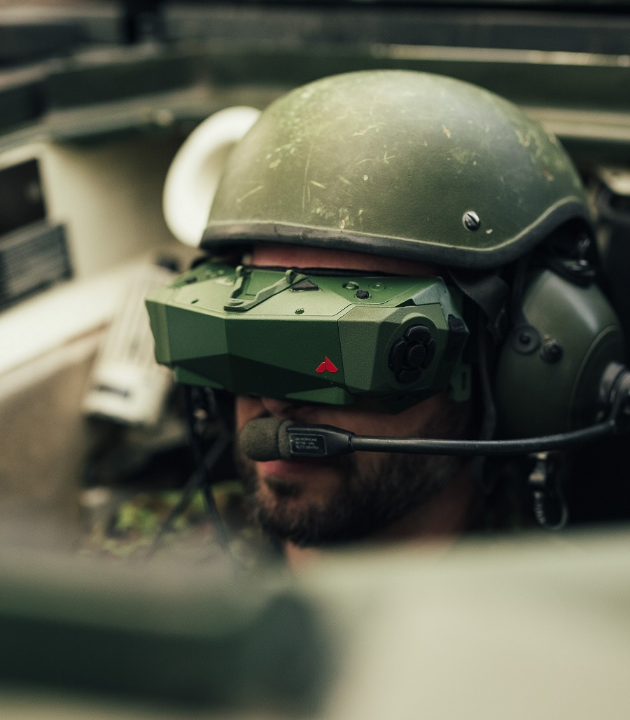 The Estonian-Croatian defence industry start-up Vegvisir presented the first ready-made products of its Mixed-Reality based situational awareness system at the DSEI 2023 in London. Two Vegvisir solutions are being showcased at the exhibition – Vegvisir Core is integrated on Patria AMV XP 8x8 and the Vegvisir Remote for unmanned platforms is presented on Milrem Robotics Type-X RCV.