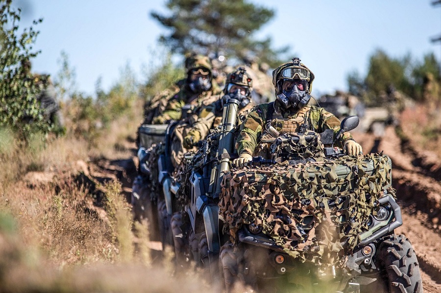 On October 1, NATO enhanced Forward Presence (eFP) Battlegroup Lithuania concluded exercise Rising Bull. During a two-week training, NATO Allies practised defensive and offensive operations, installed engineering obstacles, and conducted live fire exercises.