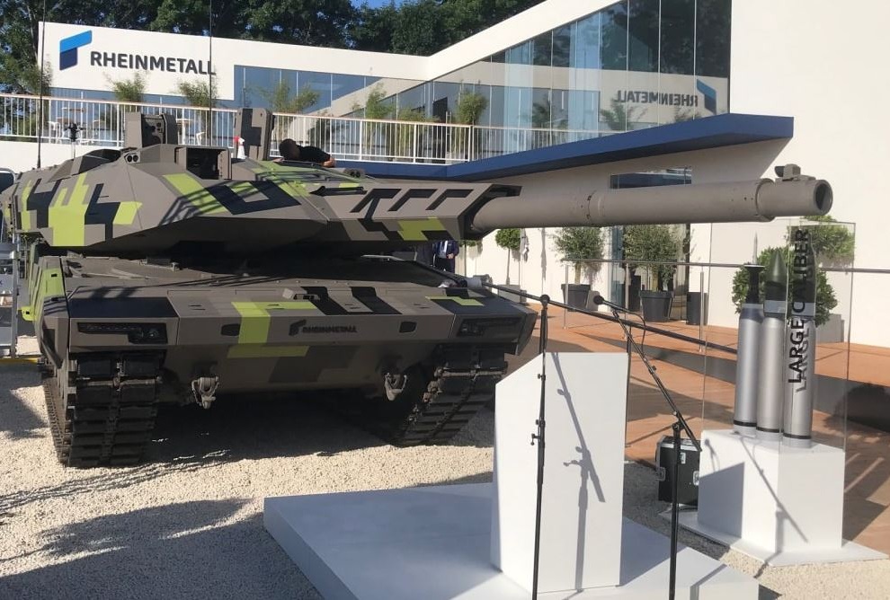 On September 27, the German media group NDR reported that Rheinmetall intends to initiate the production of Panther KF51 main battle tanks in Hungary.