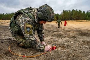 At the end of October, combat engineers from across the Alliance participated in exercise Verboom V. Organised by NATO enhanced Forward Presence (eFP) Battlegroup Latvia and held in Camp Ādaži, this periodical event saw multinational troops training together to hone each other's skills and foster interoperability.