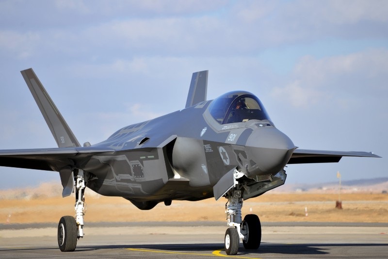 A very close cooperation between an Israeli Air Force (IAF) special mission aircraft and ground radars enabled an F-35 Adir fighter aircraft to intercept a cruise missile launched by the Houthis in Yemen towards Israel on October 31.