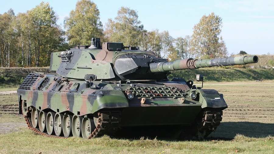 The Ukrainian government has awarded Rheinmetall a contract for Leopard 1 systems, including 25 main battle tanks Leopard 1A5, five armoured recovery vehicles (Bergepanzer 2) and two driver training tanks. The order, financed by Germany and worth a figure in the upper-two-digit million-euro range, also includes training, logistics, spare parts, maintenance and other support services.