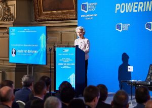 The EU should strive towards a fully-fledged ‘European Defence Union’, the President of the European Commission Ursula von der Leyen told the European Defence Agency’s annual conference.