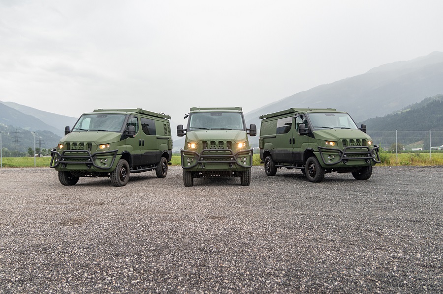 Austrian Armed Force (Bundesheer) receivedthe first batch of Military Utility Vehicles (MUVs) from Iveco Defense Vehicles (IDV). These vehicles, based on the militarized version of the Iveco Daily 70.20, mark the beginning of Austria's initiative to replace its aging fleet of Pinzgauer trucks, which have been in service since the 1970s.