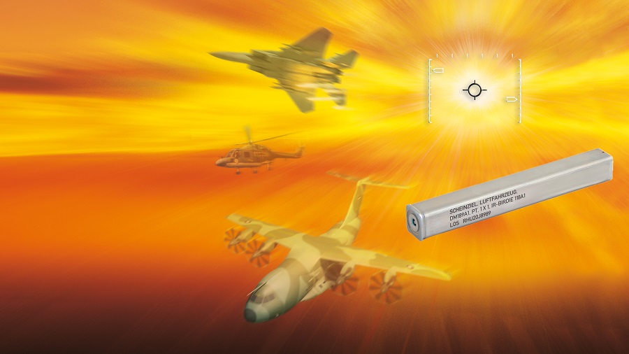 The Bundeswehr has awarded Rheinmetall a substantial order for decoy flares for protecting aircraft. The German military can now procure over 470,000 decoys from Rheinmetall’s tried-and-tested Birdie product line. Covering the period December 2023 to December 2029, the contract is worth nearly EUR 50 million.