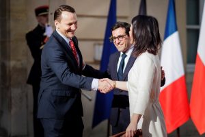 Germany, France and Poland want to strengthen Europe’s common security and defence architecture, partly in view of a possible election victory for Donald Trump in the USA.