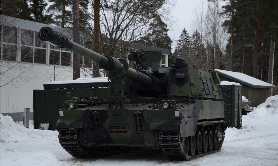 Finnish defence company Millog, a subsidiary of Patria, has signed a contract for the modification works on 48 K9 self-propelled howitzers. The contract is valued at EUR 8.1 million, according to a statement from the Finnish Defence Ministry.