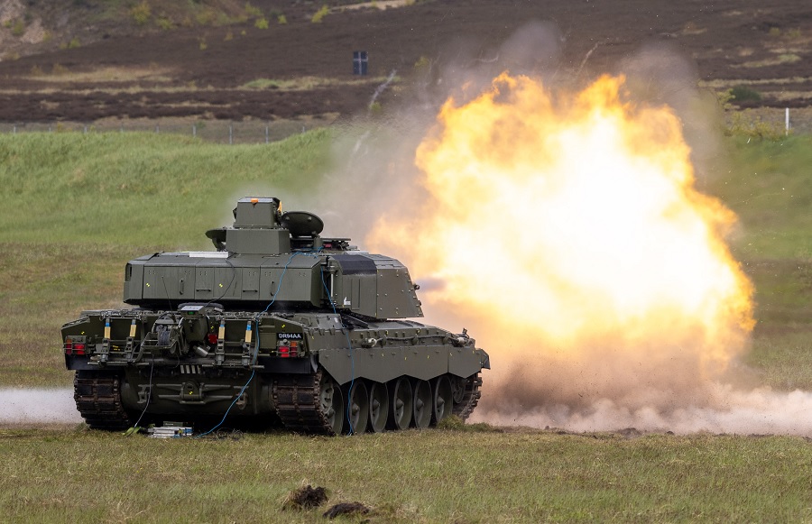 Challenger 3 tank demonstrates advanced capabilities during live firing test