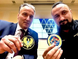 Diehl Defence CEO Helmut Rauch recently visited Ukraine as part of a small business delegation led by Robert Habeck, the German Vice Chancellor and Federal Minister for Economic Affairs and Climate Action. The visit underlined the critical importance of air defence systems in the ongoing conflict, as Ukraine faces persistent threats.