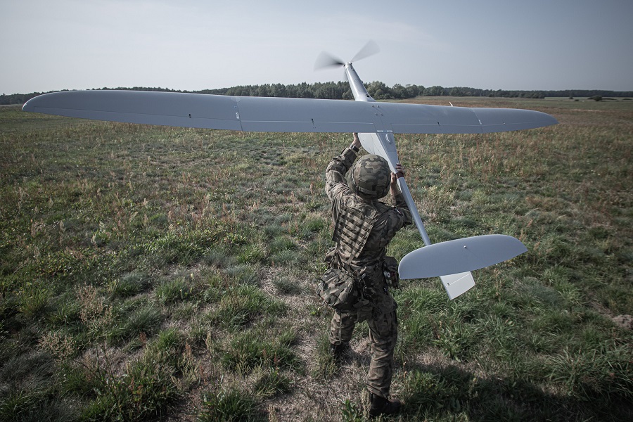 On April 19, the Polish defence procurement agency (Armament Agency) signed a contract with WB Electronics, a leading company of the WB Group, for the purchase of FlyEye reconnaissance unmanned aerial vehicles (UAVs).