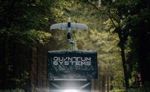 ARX Robotics (formerly ARX Landsysteme GmbH) and Quantum Systems convened in Gilching, near Munich, to formalize a landmark agreement for future collaboration. This strategic partnership brings together Germany’s two leading enterprises dedicated to supporting Ukraine and driving technological advancements.