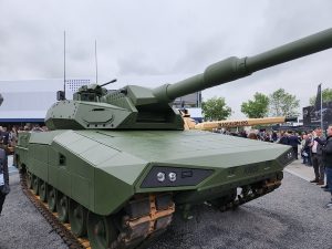 At the Eurosatory trade show in Paris, the German technology company VINCORION officially presented its new GTD chaserv weapon stabilization system as ready for large-scale production.