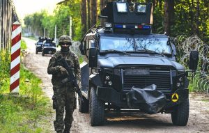 Since the beginning of this year, Russia has stepped up offensive hybrid activities against NATO countries. Russian intelligence services are increasingly recruiting proxies to carry out subversion and sabotage attacks. These are directed against civilian and military infrastructure, politicians, journalists, and representatives of the arms industry. Their aim is to intimidate Western societies and decision-makers, thereby weakening their willingness to continue providing military assistance to Ukraine.