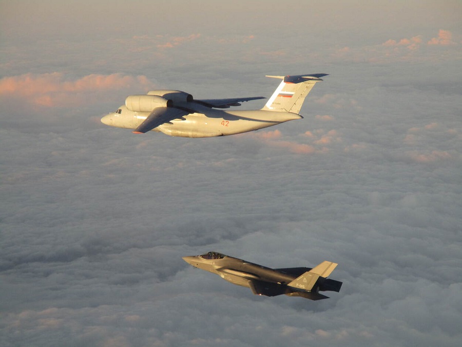 Dutch F-35 fighter jets have been monitoring NATO airspace along the eastern border of NATO territory since the start of the month. This mission includes Quick Reaction Alert (QRA) operations, where two F-35s take off within minutes to intercept unidentified aircraft approaching NATO airspace.